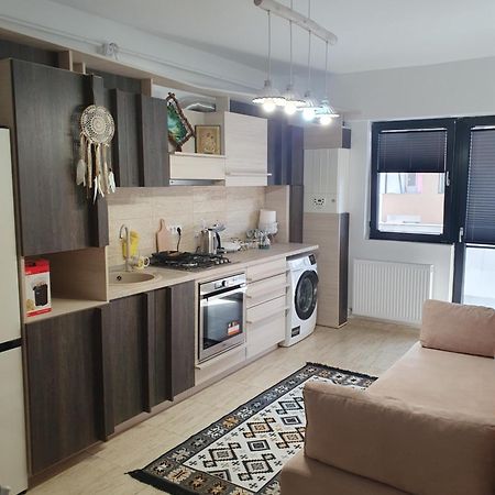 Apartament Castelul Bran Râmnicu Vâlcea Exterior foto