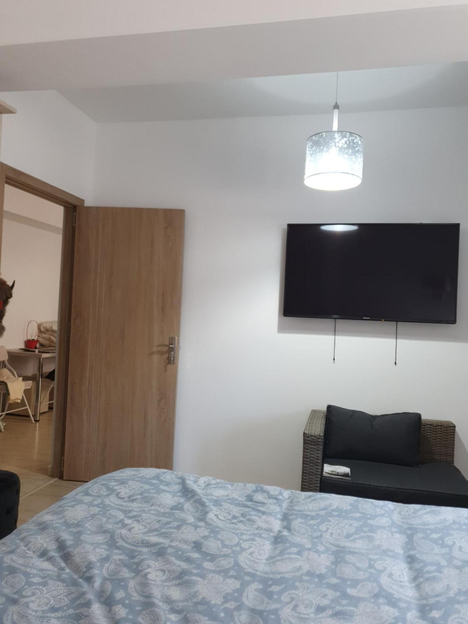 Apartament Castelul Bran Râmnicu Vâlcea Exterior foto